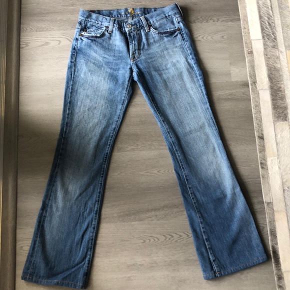 Jeans - Picture 1 of 4